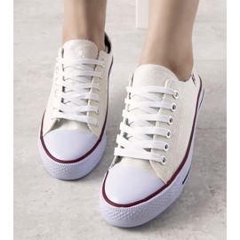 Cream-colored shiny Guest sneakers beige 1