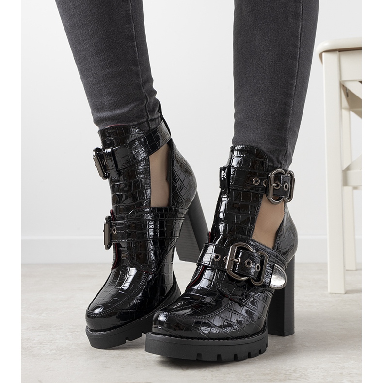 Black lacquered ankle boots on the Step post 2