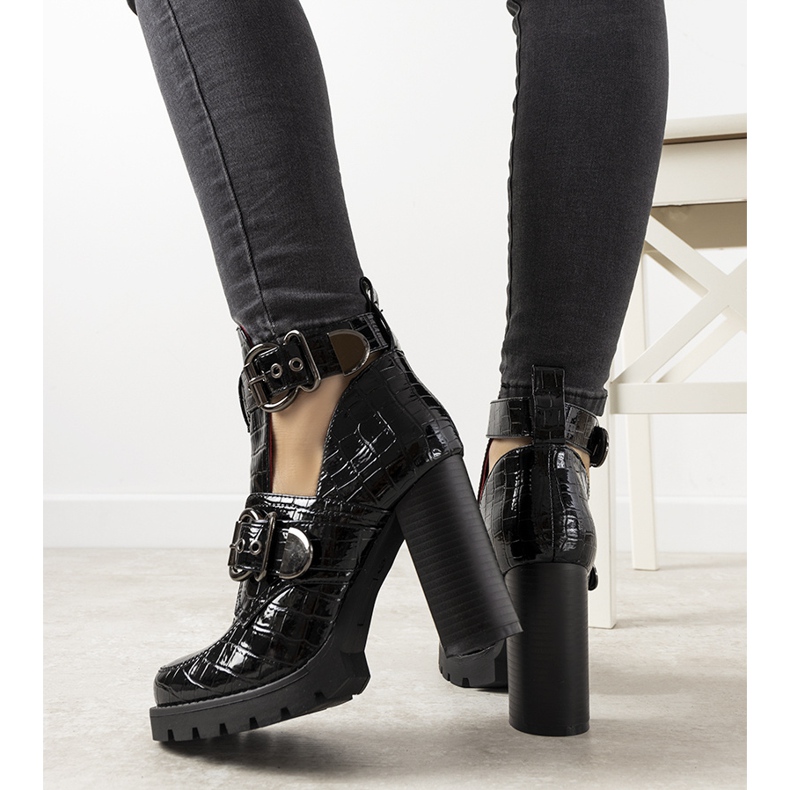 Black lacquered ankle boots on the Step post 1