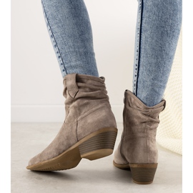 Brown women's Taup cowboy boots 1