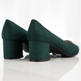 Sabatina Pumps In Spitz green 1