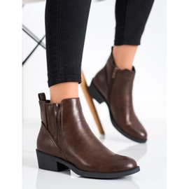 Clowse Booties With A Zipper brown 2