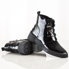 S. BARSKI Lacquered boots on the S.BARSKI platform black 1