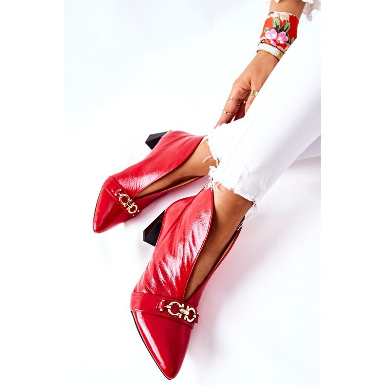 Leather boots on a post Maciejka Red 05262-08 1