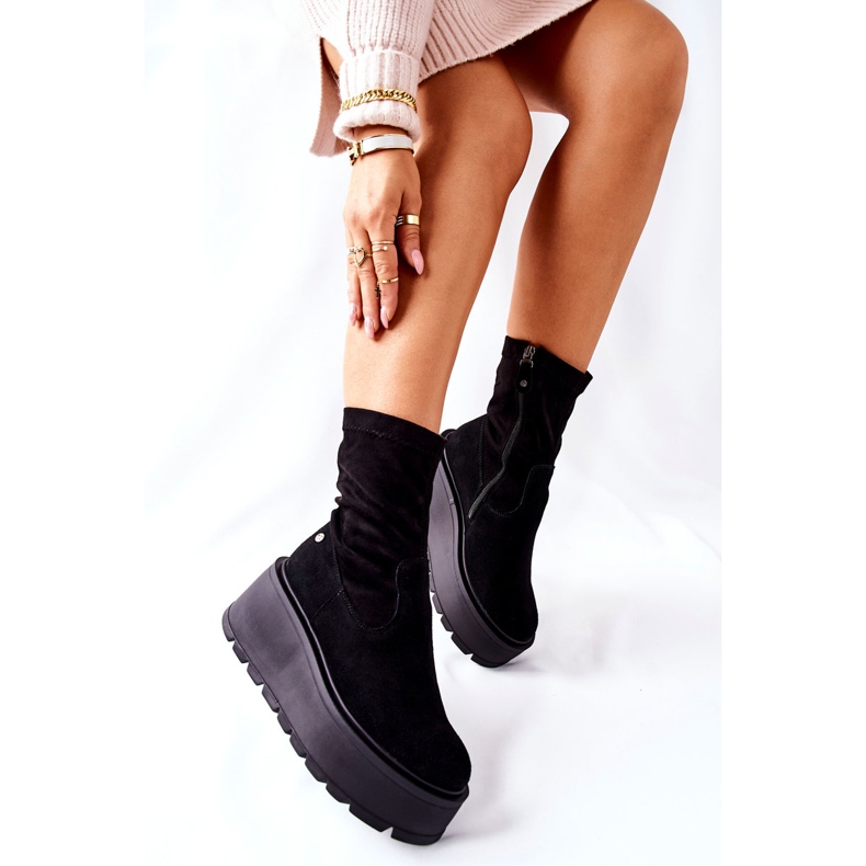 Suede Boots On The Maciejka Black 05319-01 Platform 2