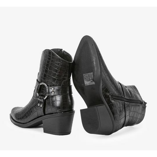 Black cowboy boots with crocodile pattern Lav 1