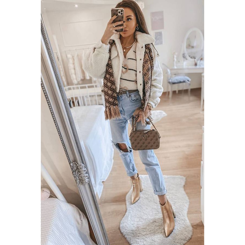 Gold ankle boots on the Stomp post golden 1