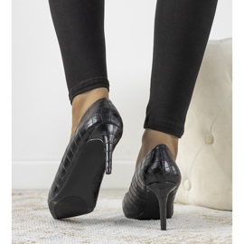 Black pumps on a Byatt stiletto heel 1