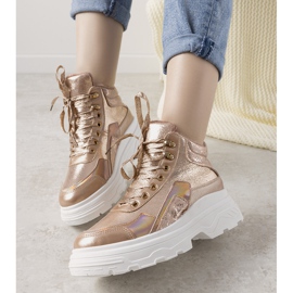 Pink Doyon winter sneakers 1 Pink Doyon winter sneakers 1