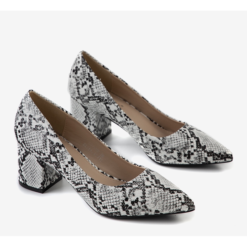 Black and white snakeskin pumps sale