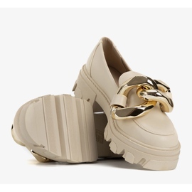 Beige loafers with a thick Larisa chain 1