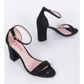 Black sandals on the Bethany post 1