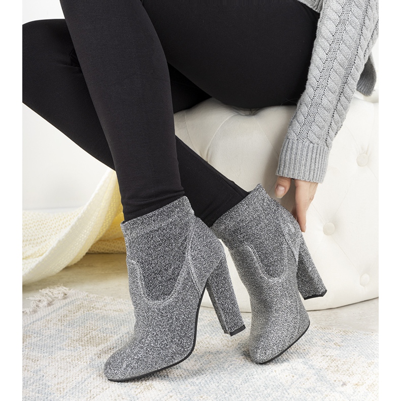 Silver shiny ankle boots on the Birgit post 1