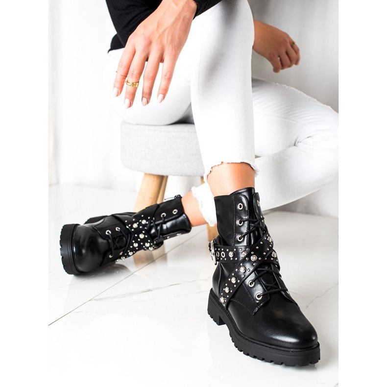 Bestelle Black Workers With Cubic Zirconia 1