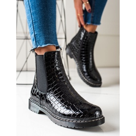Filippo Fashionable Black Boots 2