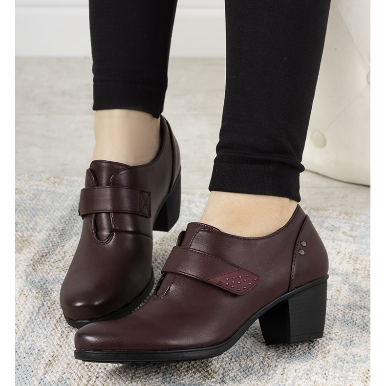 Maroon brogues on the Biermann post red multicolored 1