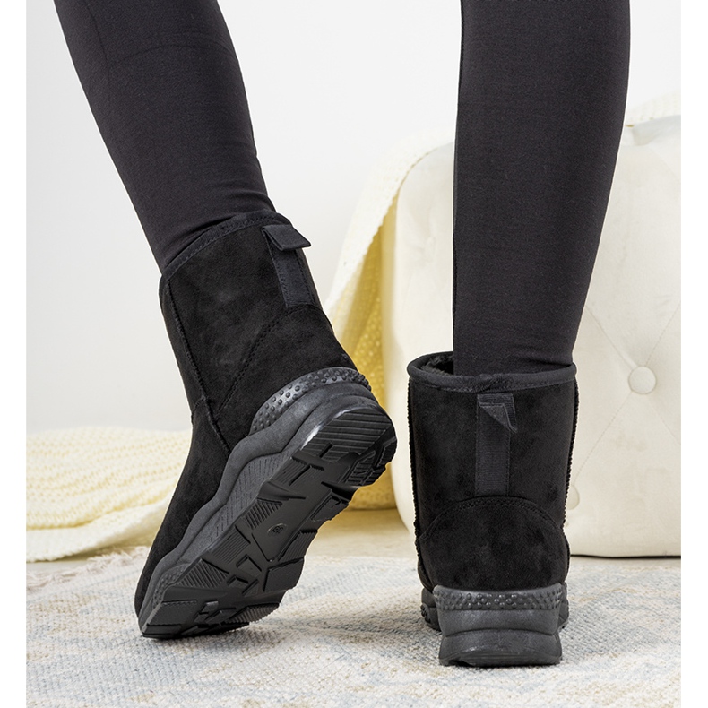 Black women's snow boots from Arana 1