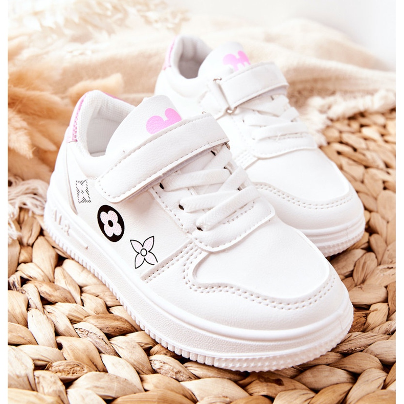 Children's sports shoes with Velcro in white and pink Aletris 2