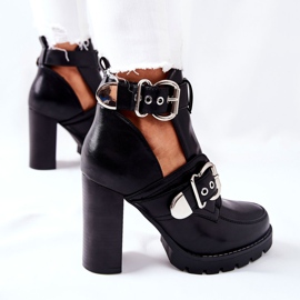 Boots On A Post Black Bramshall Buckle 1