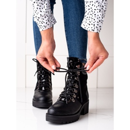 Janessa Black Workers Snake Print 1