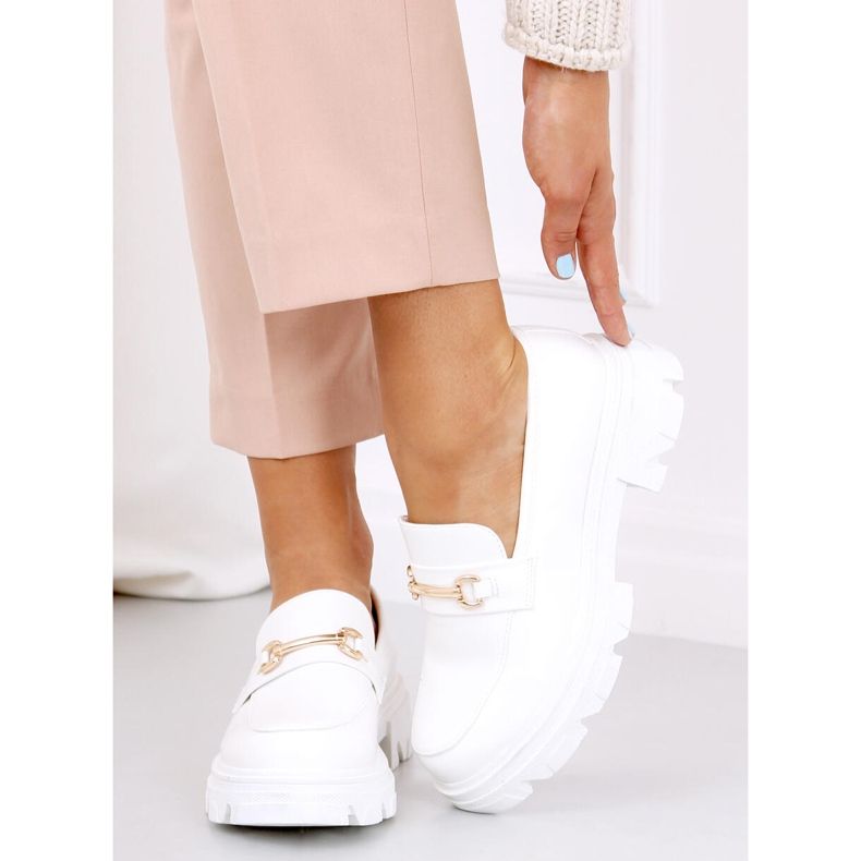 White YY11 White loafers with thick soles 1