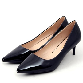 Lacquered Sona Black heels 1