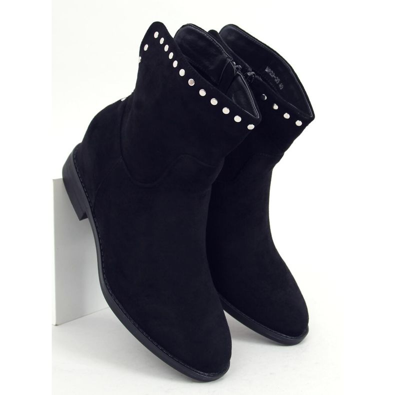 Boots on a hidden wedge Melisa Black 2