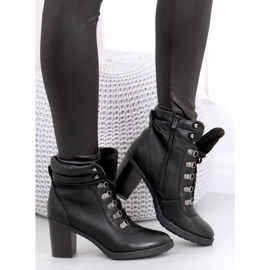 Zuzu Black high-heeled boots 1