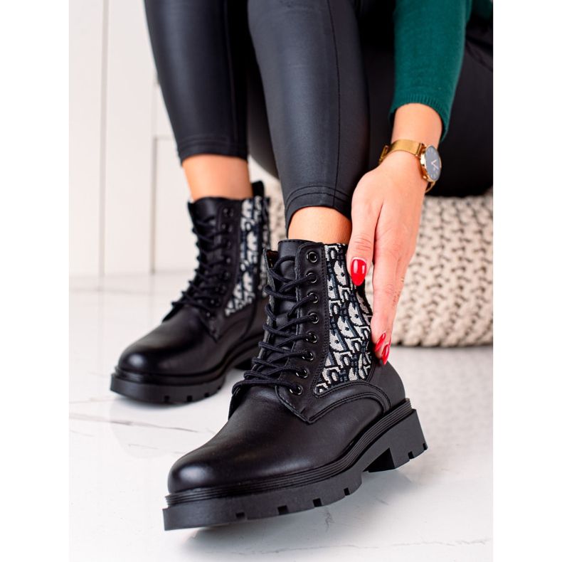 Goodin Lace-up ankle boots with a pattern black 1
