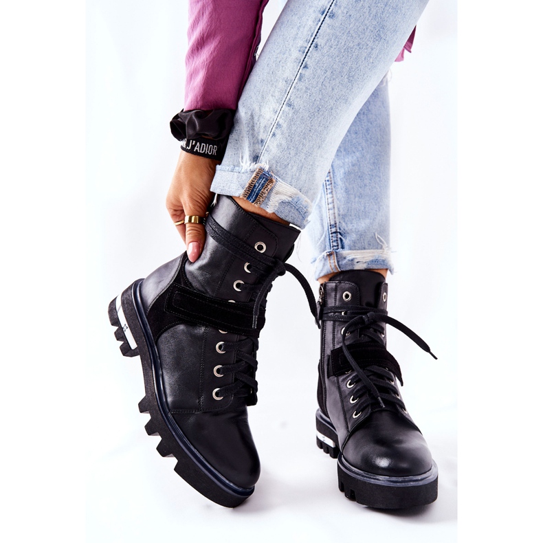 Maciejka Black Leather Workers Boots 05219-01 1