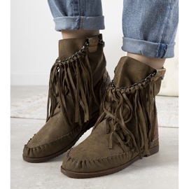 Green women's boots in the style of boho Maral 1