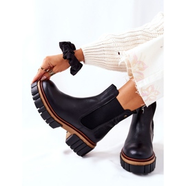 Maciejka Black Leather Workers Boots 05312-01 2