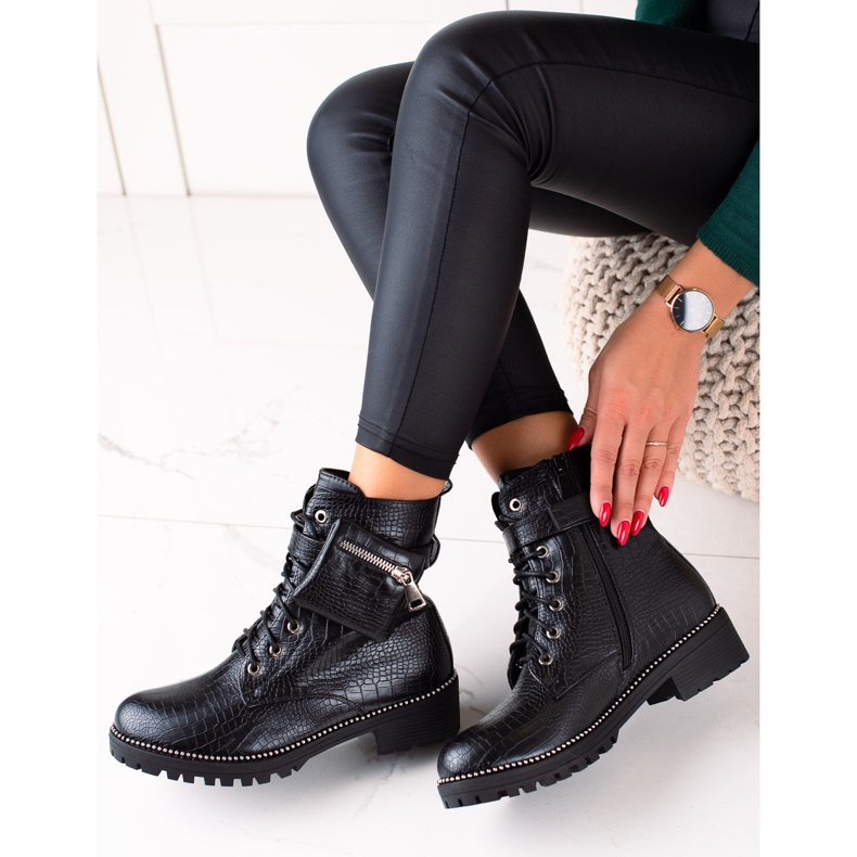 Queen Vivi Workers Boots With Pocket black 1
