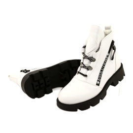 Sergio Leone BT740 White Boots black 3