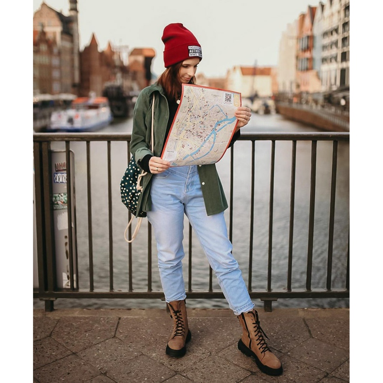 SHELOVET Suede Boots On The Platform brown 1