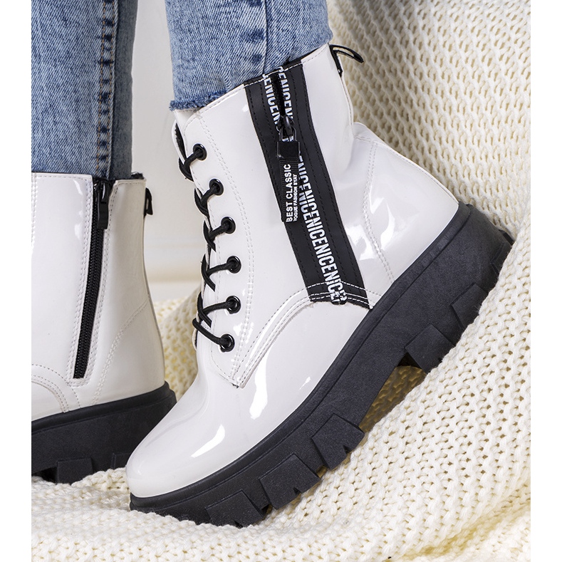 White lacquered boots Brisette 1