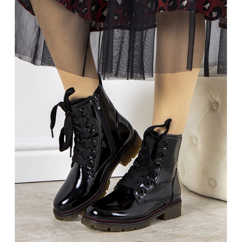 Evento Delphine black patent leather boots 2