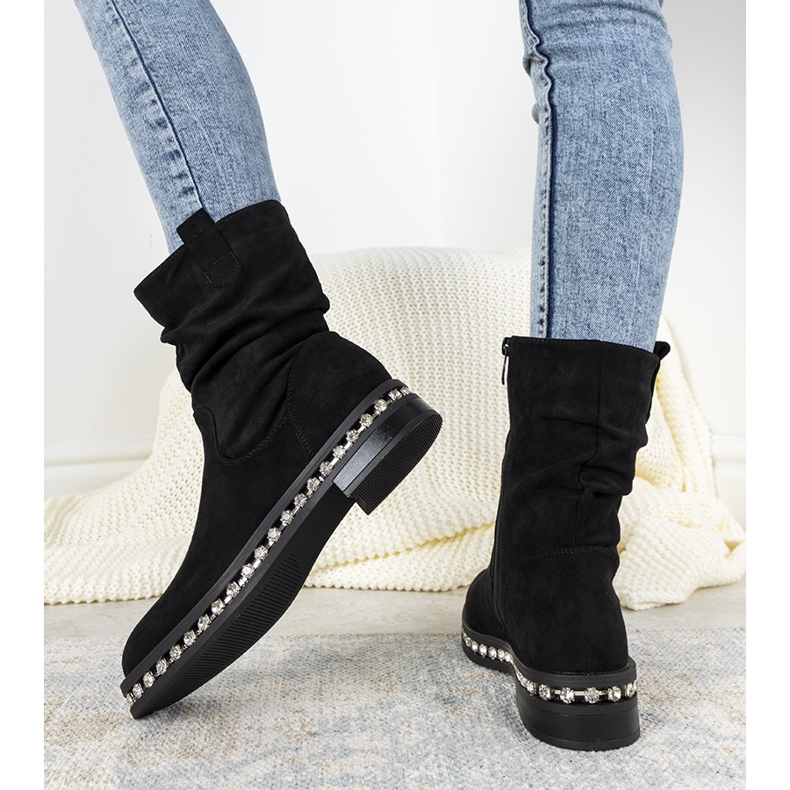 Black boots decorated with Voleta cubic zirconia 1