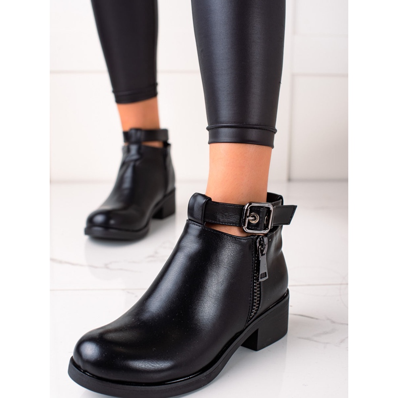 Queen Vivi Fashionable Boots With Buckle black 1 Queen Vivi Fashionable Boots With Buckle black 1