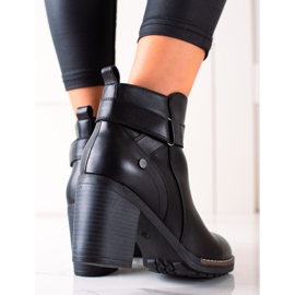 TRENDI Casual boots on a post black 1