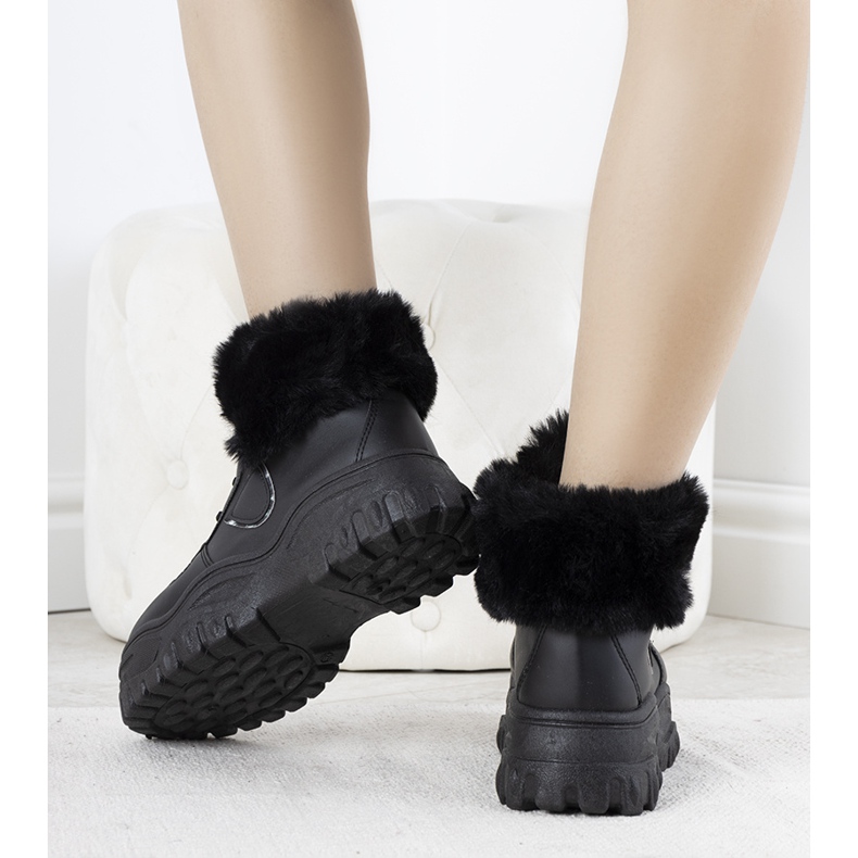 Black sneakers with fur from Doreen 1