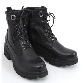 Turid Black low wedge boots 1