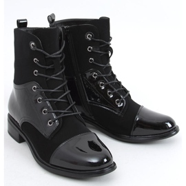 Patent leather boots Nina Black 1