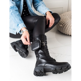 TRENDI Black Boots On The Platform 2