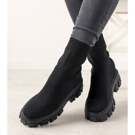 Black boots on a thick sole Randy 1