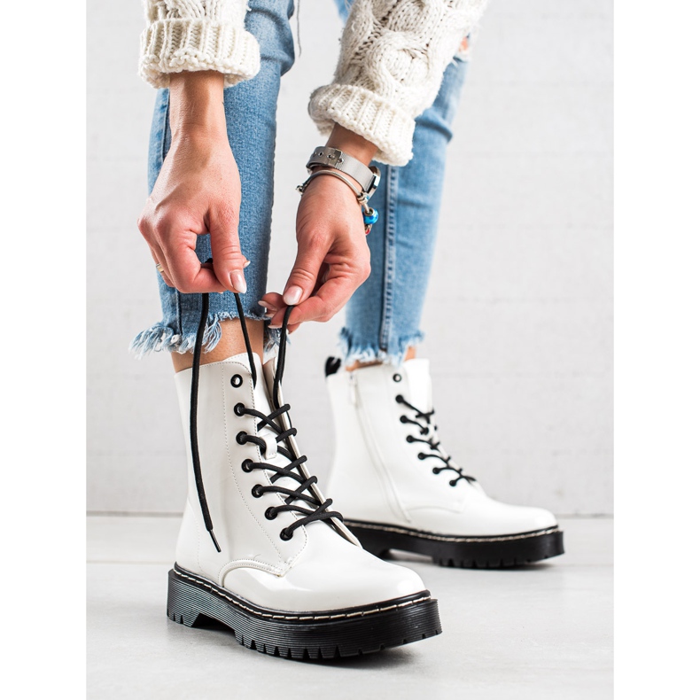 Vinceza Stylish, warm Trappers white 2