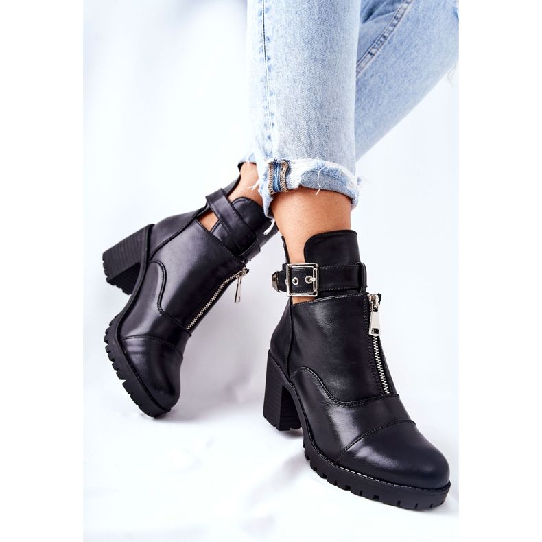 PG1 Black Clive Boots On High Heel With A Buckle 2