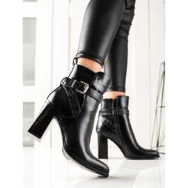 Bestelle High-heeled boots black 1