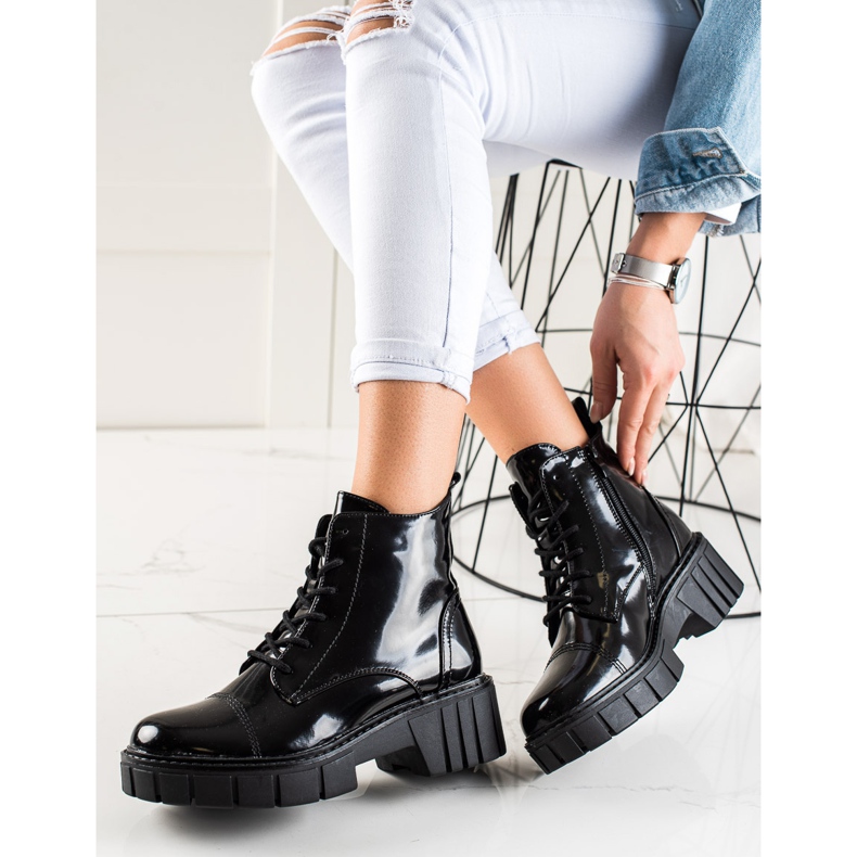 Goodin Classic Trapper Boots On The Platform black 2