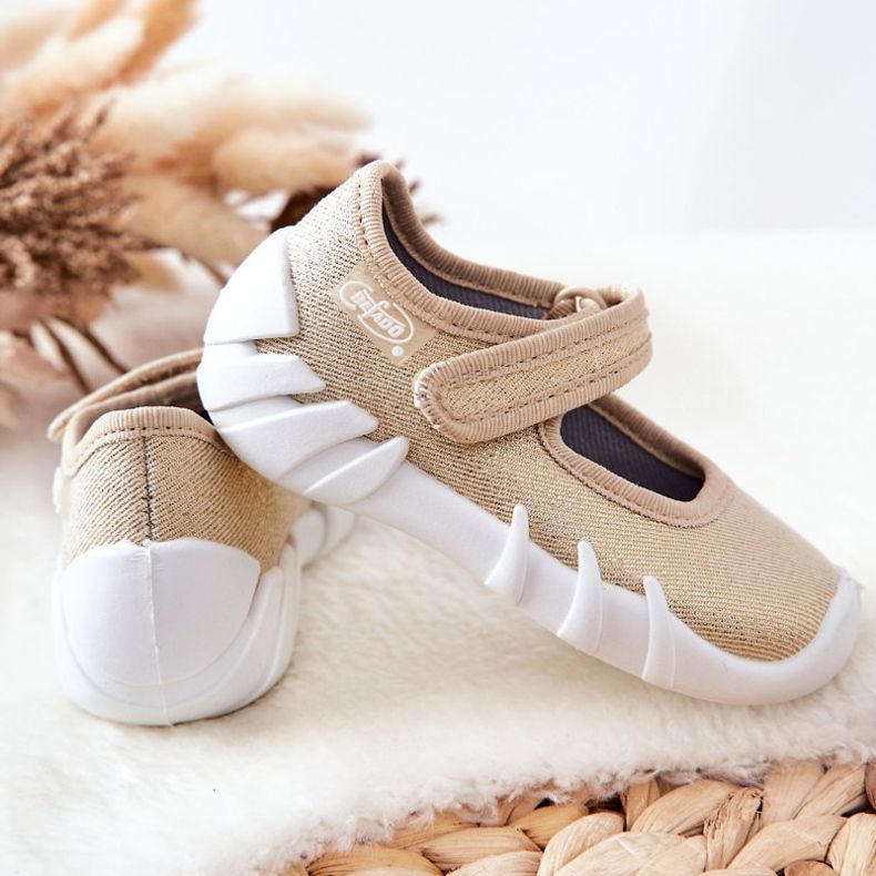 BEFADO S.A. Inblu Shiny 109P224 Gold Ballerina Slippers 2